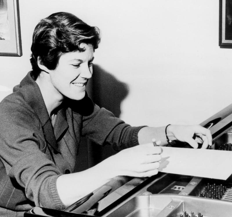 ann southam au piano