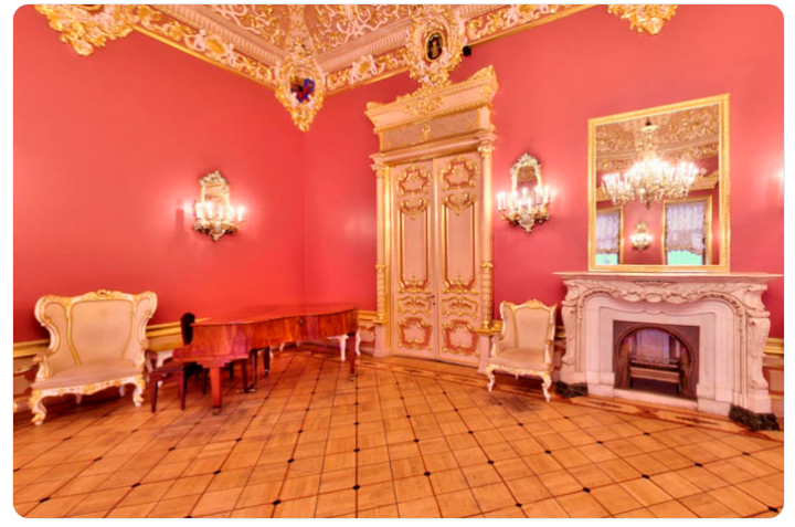 theatre_comedie_musicale_saint_petersbourg.png