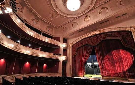 opera_montevideo_teatro-solis_verbena.jpg