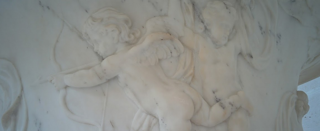 putto girardon arc vasque